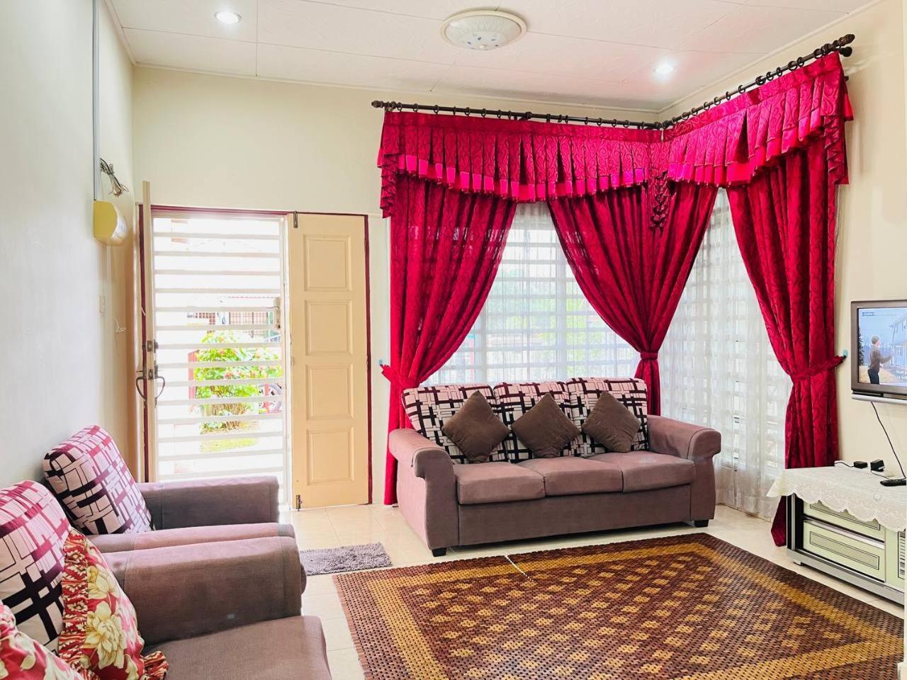 Sofea Homestay Ipoh Buitenkant foto
